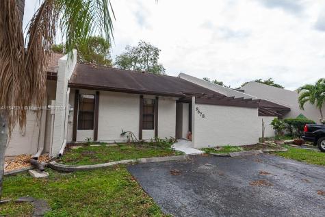 9678 NW 16th Court Pembroke Pines FL 33024