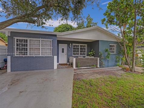 321 NE 170th Street North Miami Beach FL 33162