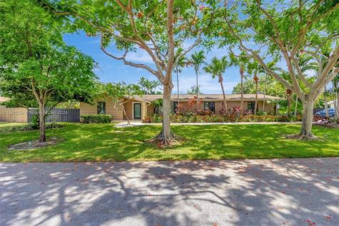 8760 SW 150th Terrace Palmetto Bay FL 33176