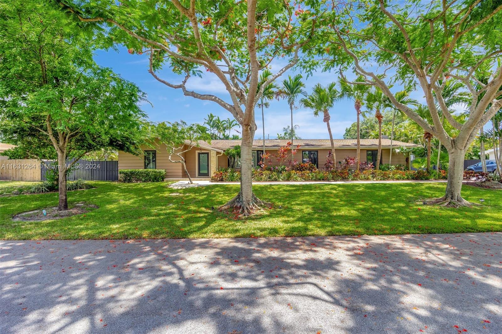 8760 SW 150th Terrace Palmetto Bay FL 33176