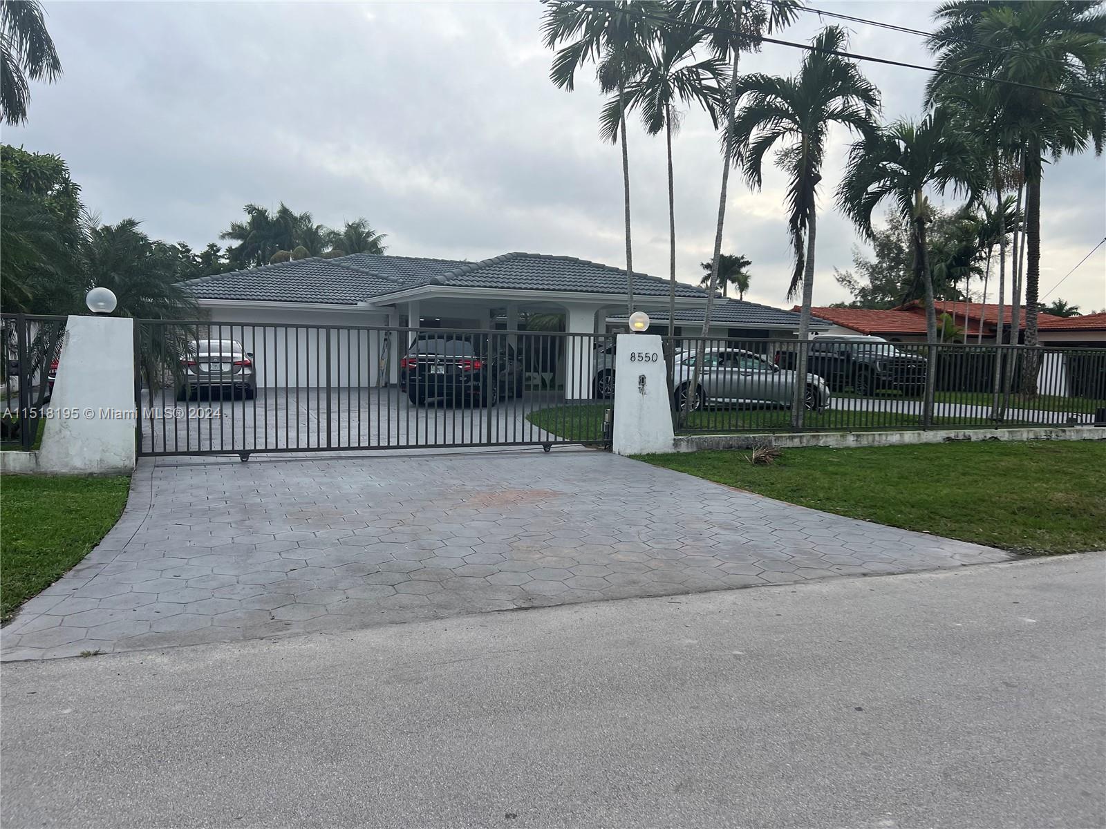 8550 SW 4th Street Miami FL 33144
