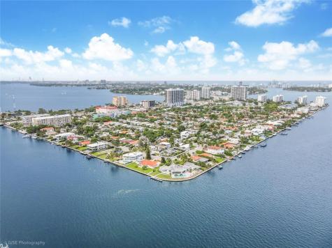 1441 S Treasure Drive North Bay Village FL 33141
