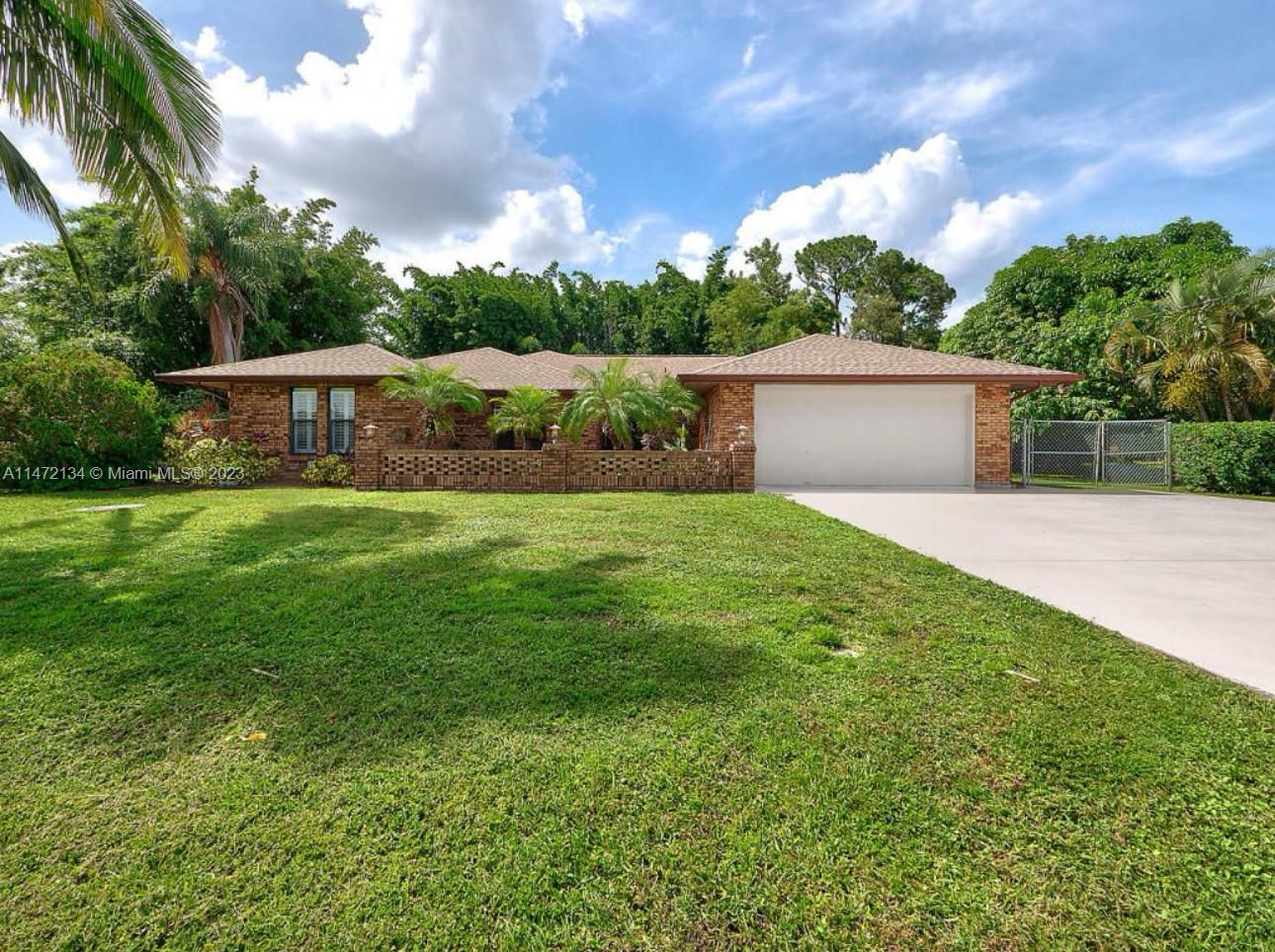285 SE Verada Avenue Port St. Lucie FL 34983