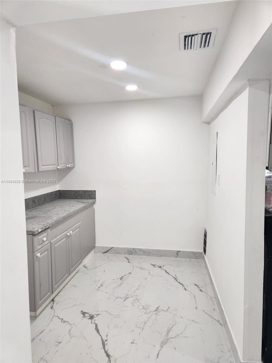 3040 NW 212th Street Miami Gardens FL 33056