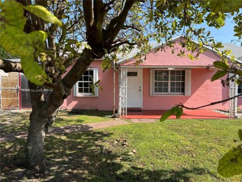 881 SE 1st Street Hialeah FL 33010