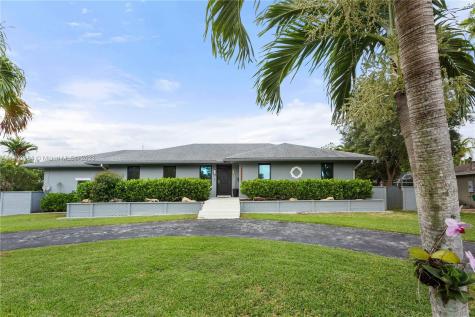 15535 SW 77th Court Palmetto Bay FL 33157