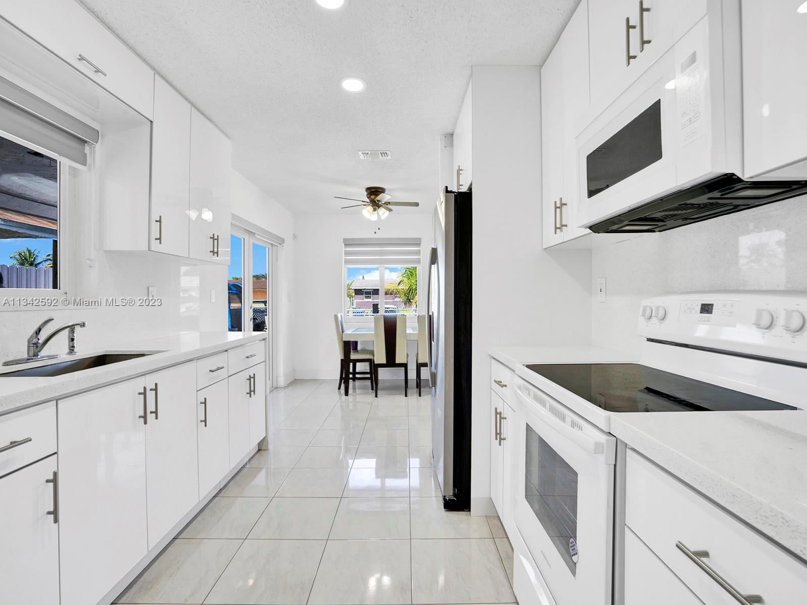 725 NW 6th Street Florida City FL 33034