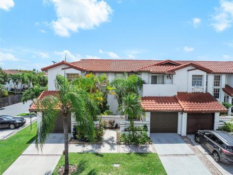 8402 SW 208th Street Cutler Bay FL 33189