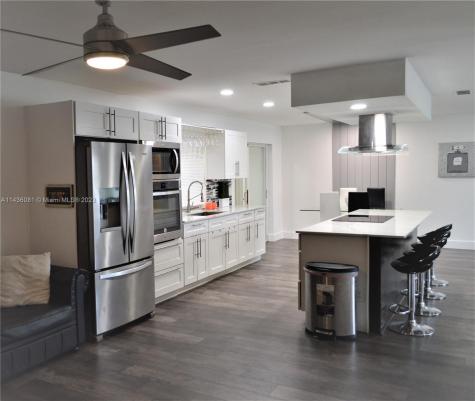 1290 NW 47th Street Deerfield Beach FL 33064