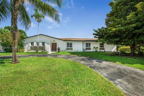 8005 SW 184th Terrace Cutler Bay FL 33157