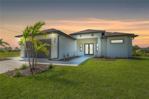 1710 NE 13th Place Cape Coral FL 33909