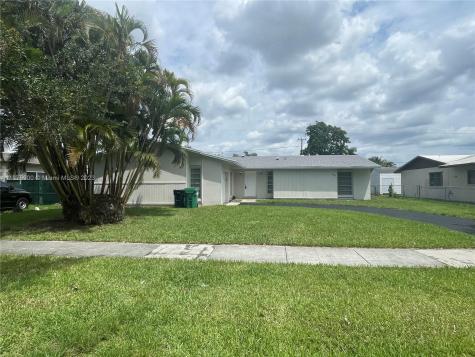 10125 SW 200th Street Cutler Bay FL 33157