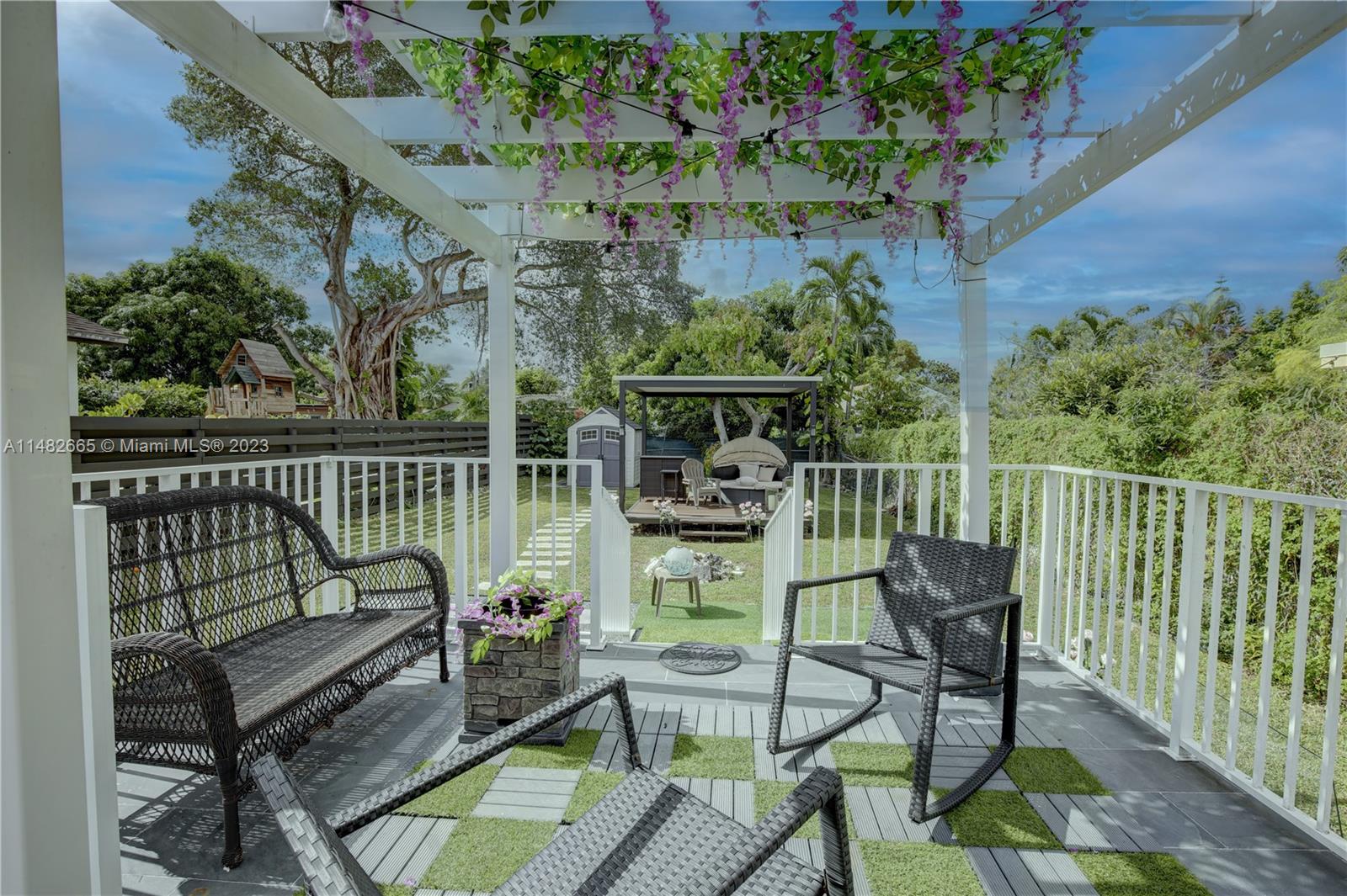 2046 SW 58th Court Miami FL 33155