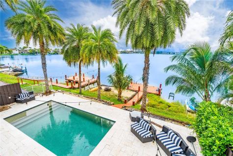 13312 SW 136th Terrace Miami FL 33186
