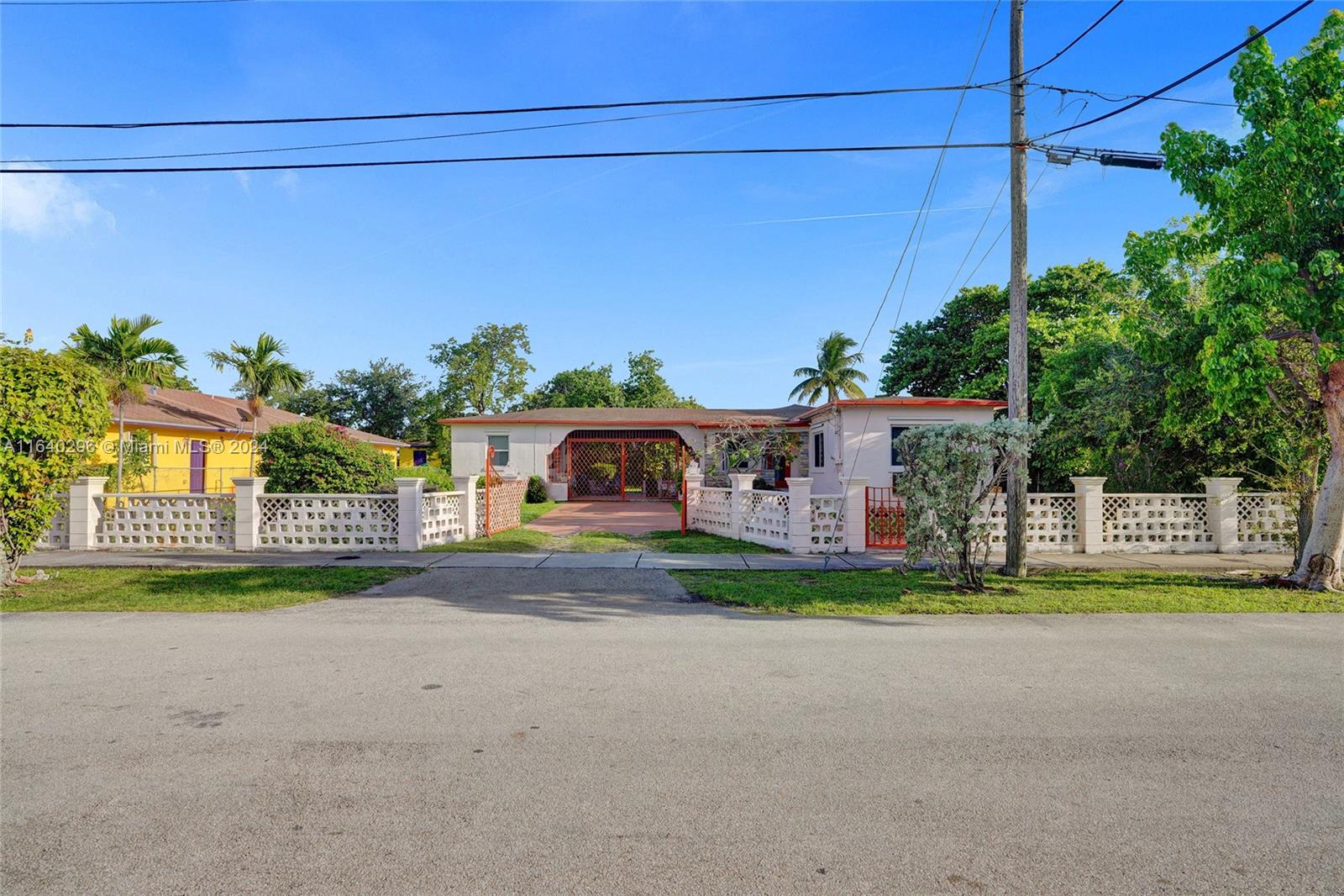 4240 SW 23rd Street West Park FL 33023