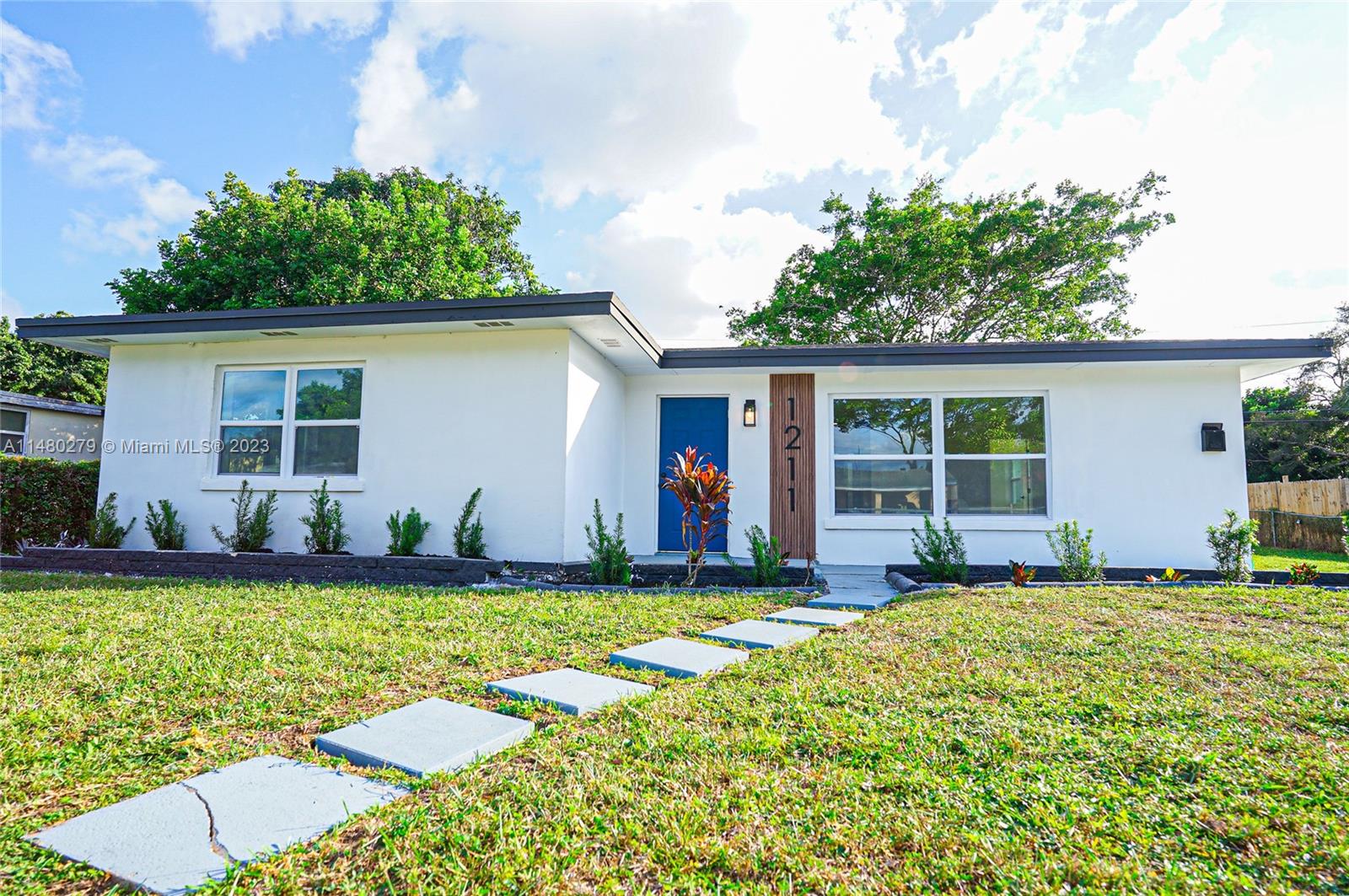 1211 W 25th Street Riviera Beach FL 33404