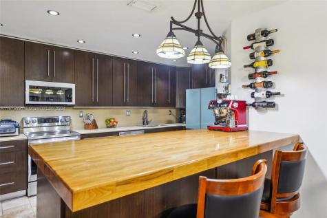 549 Racquet Club Road Weston FL 33326