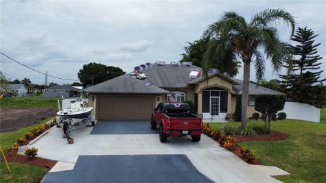 1038 SW College Park Road Port St. Lucie FL 34953