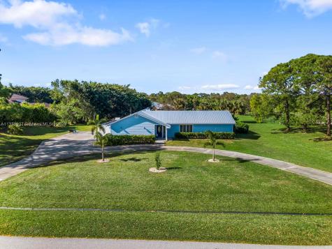3525 SW Racquet Club Way Palm City FL 34990