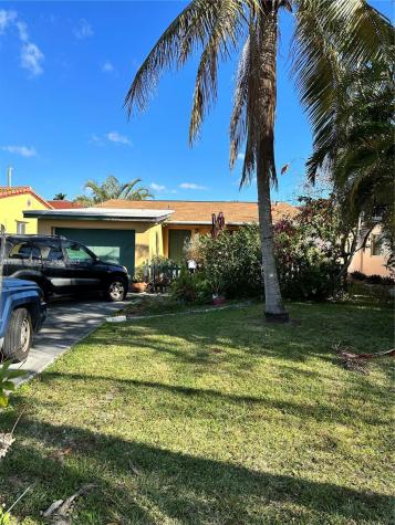 1507 Hayes Street Hollywood FL 33020