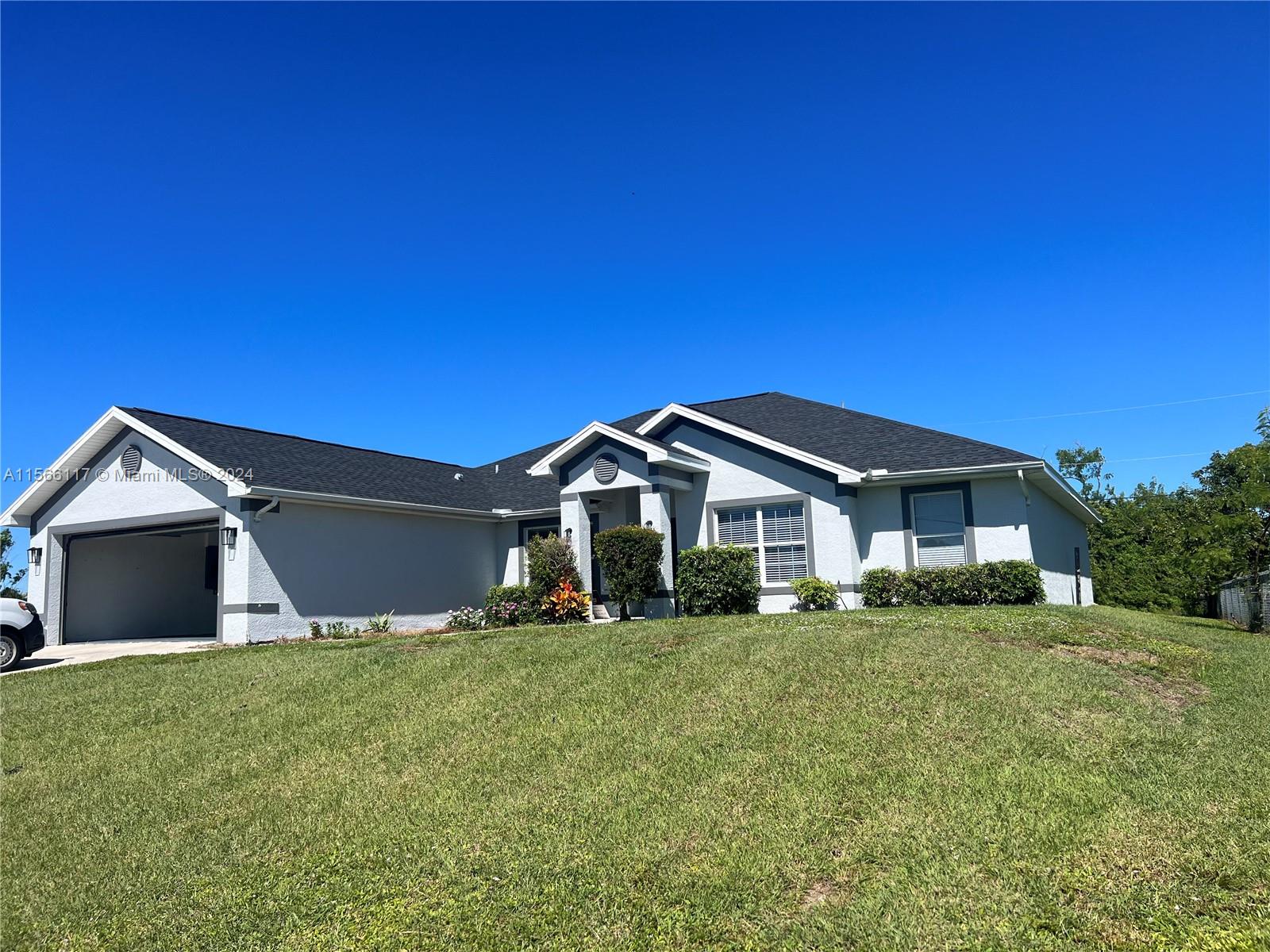 2033 NW 4th Street Cape Coral FL 33993
