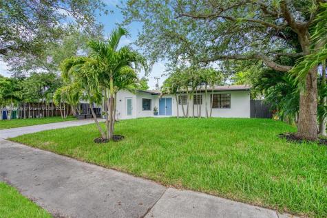 9761 Dominican Drive Cutler Bay FL 33189