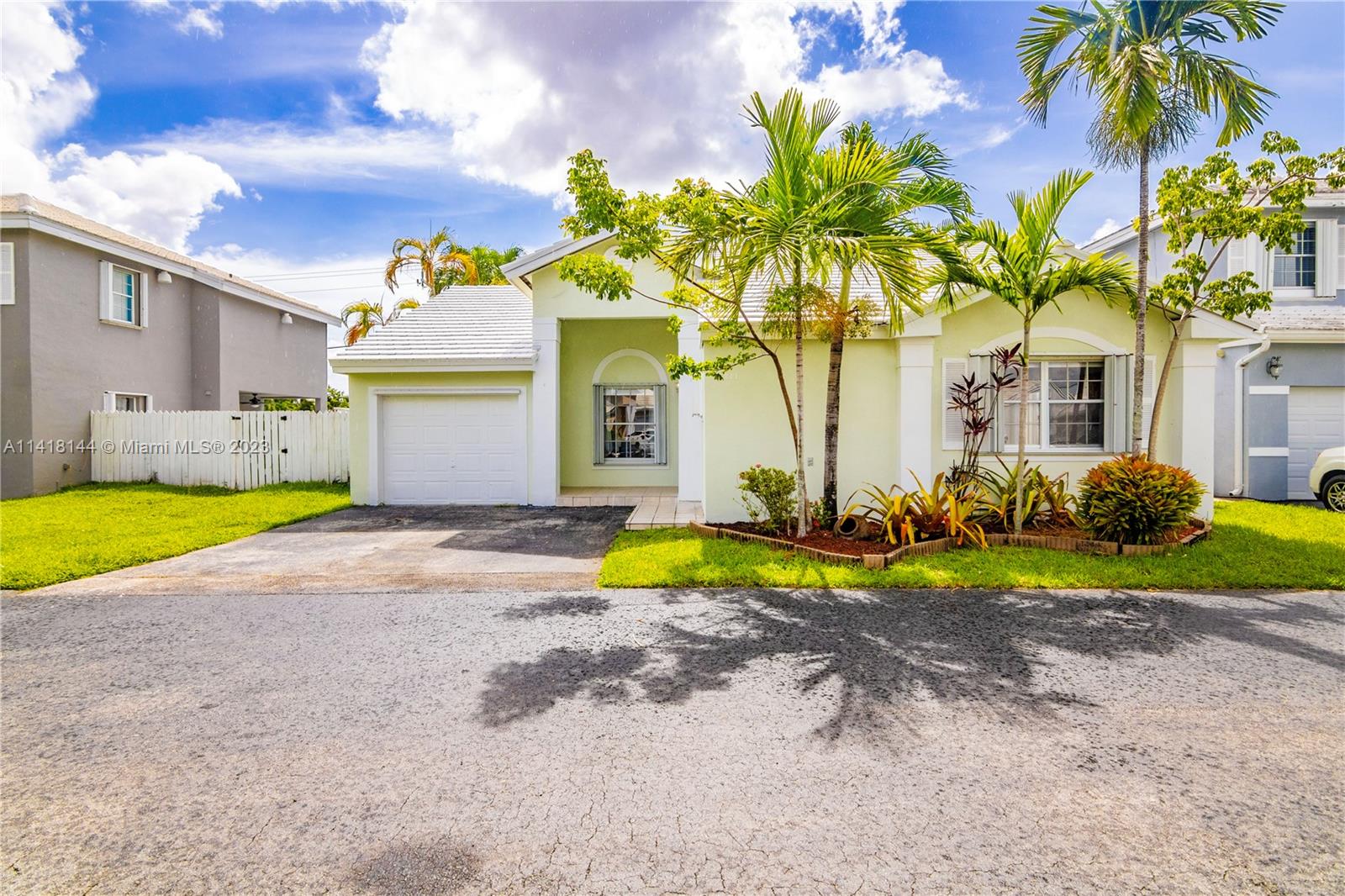 11211 SW 64th Lane Miami FL 33173