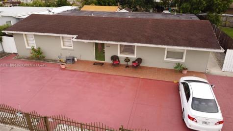 4722 NW 192nd Terrace Miami Gardens FL 33055
