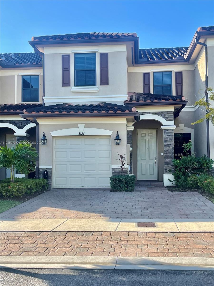 3324 W 90th Terrace Hialeah FL 33018