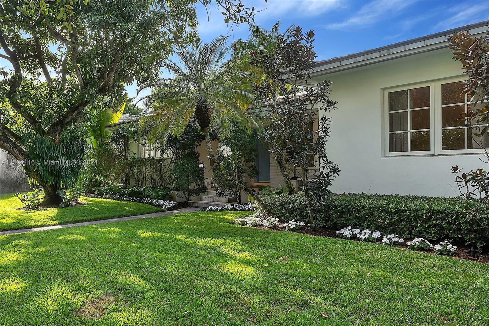 915 Placetas Avenue Coral Gables FL 33146