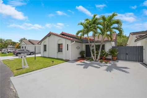 11196 SW 75th Terrace Miami FL 33173