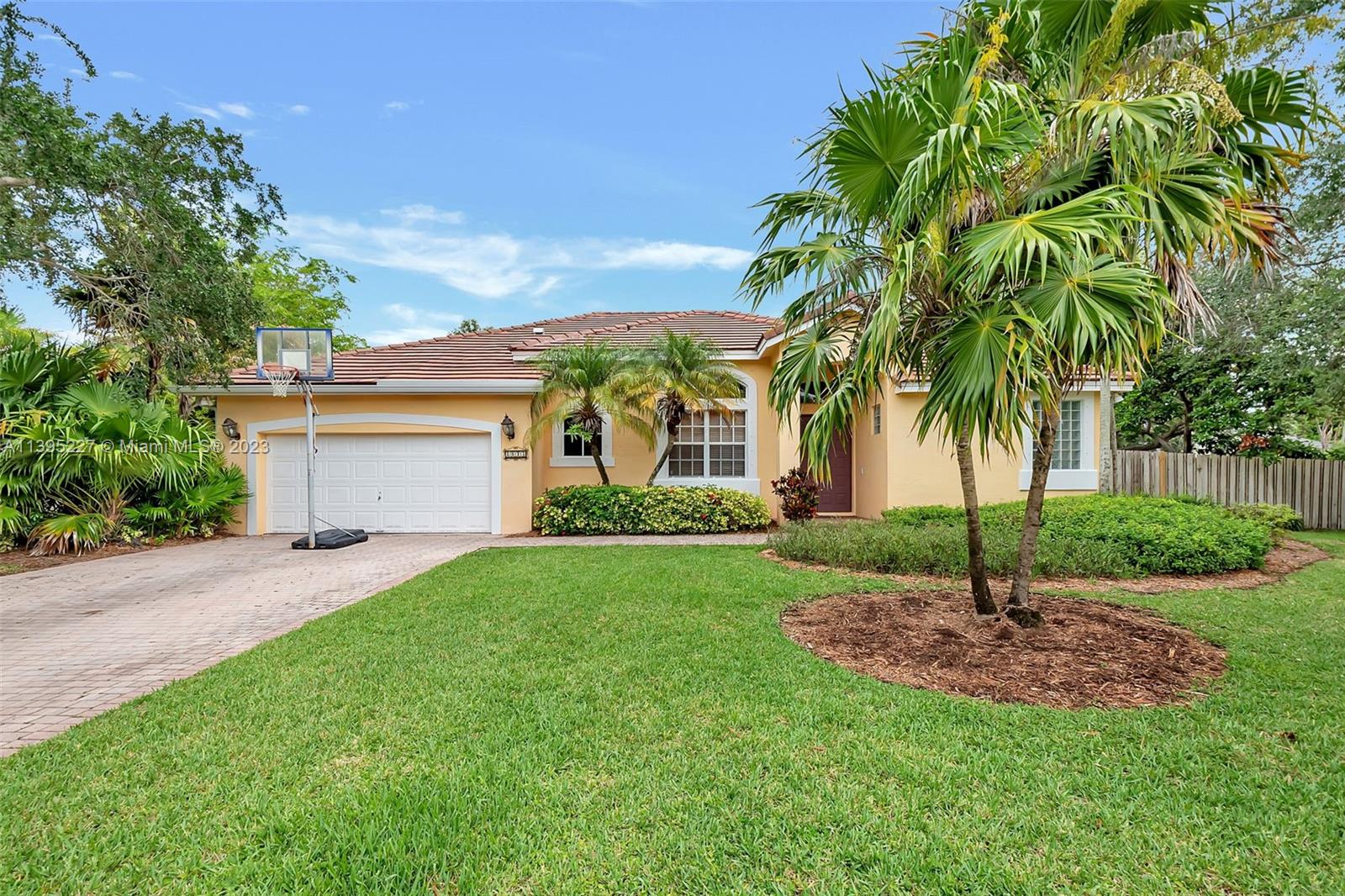 8013 SW 186th Street Cutler Bay FL 33157