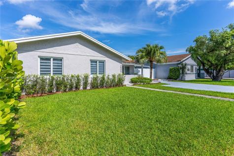 2534 SW 132nd Avenue Miami FL 33175