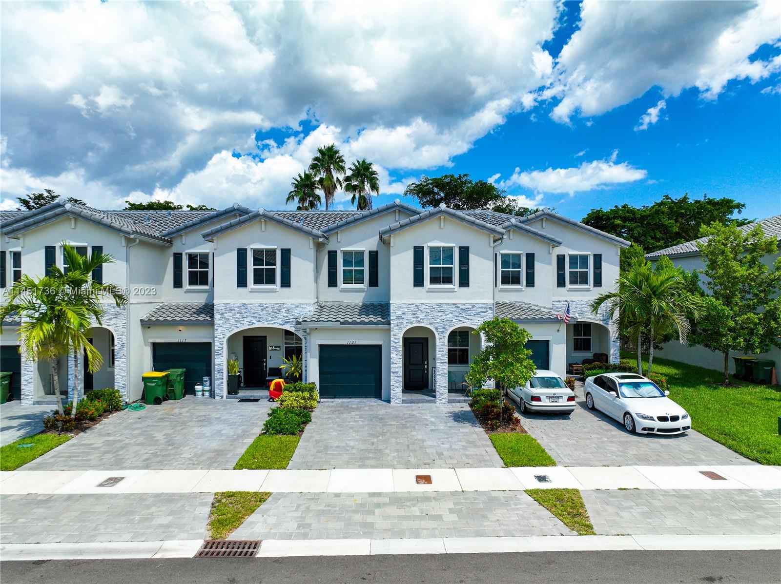 1121 SE 27th Terrace Homestead FL 33035