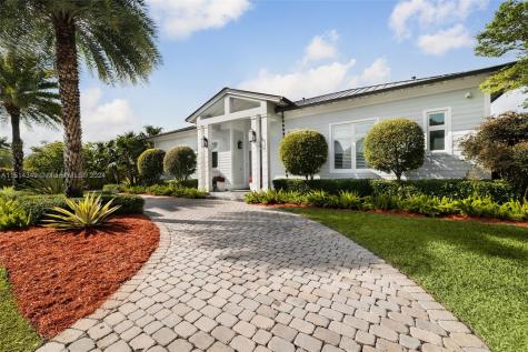 13740 SW 82nd Court Palmetto Bay FL 33158