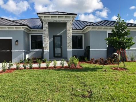 13067 SW 221st Street Road Miami FL 33170
