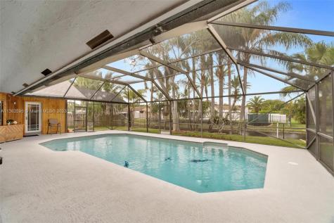 5747 SW 89th Way Cooper City FL 33328