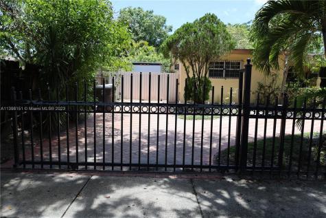 428 NW 132nd Street North Miami FL 33168