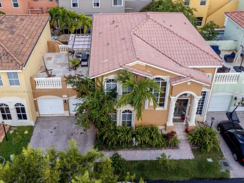 10813 NW 51st Lane Doral FL 33178