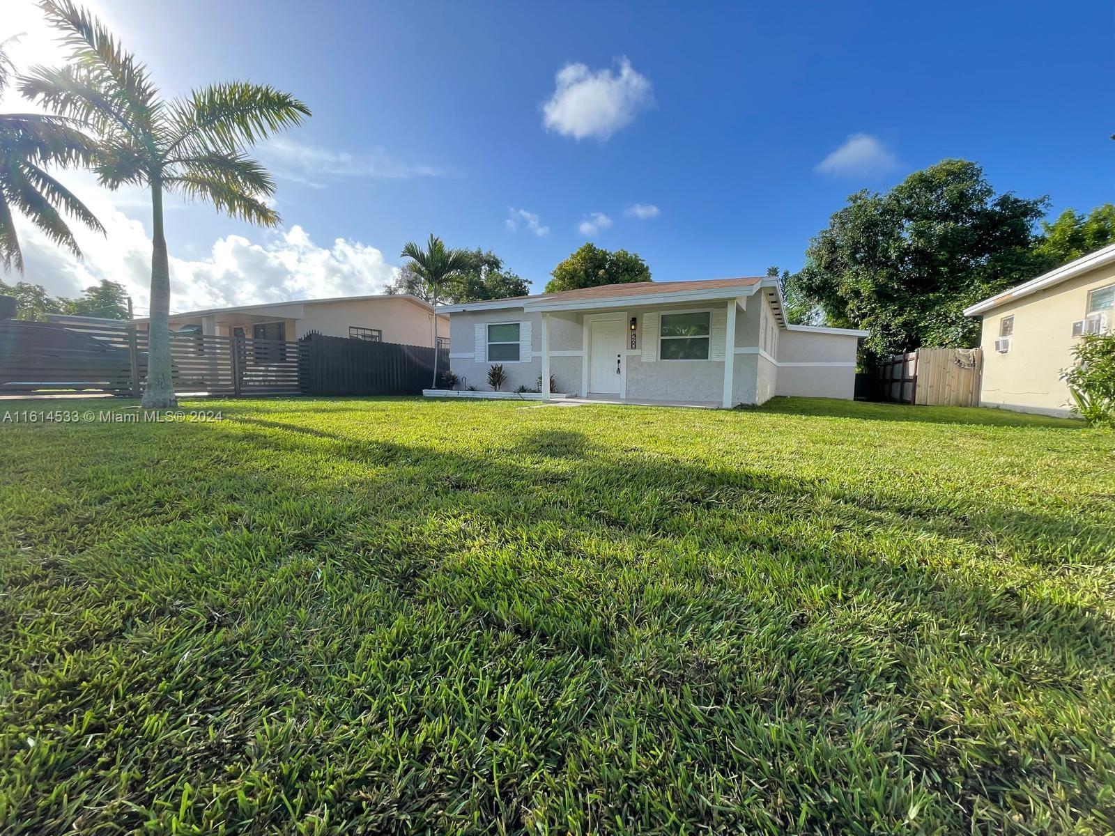1260 NE 157th Street North Miami Beach FL 33162