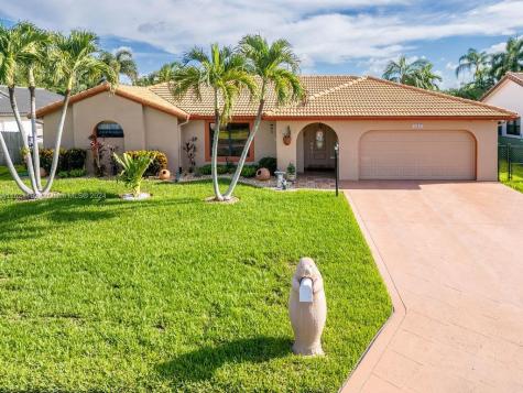 15833 Stonetower Street Davie FL 33331