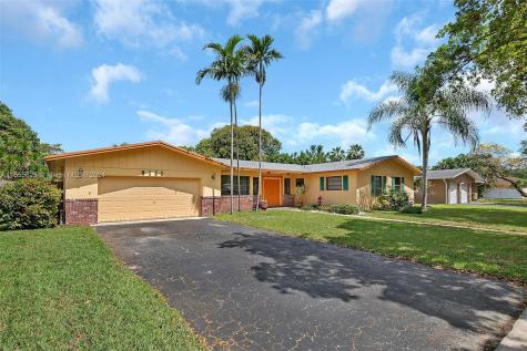 6151 SW 6th Street Plantation FL 33317