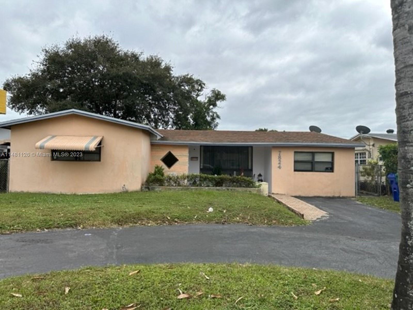 7824 Dilido Boulevard Miramar FL 33023