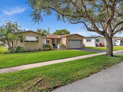 9280 SW 54th Street Cooper City FL 33328