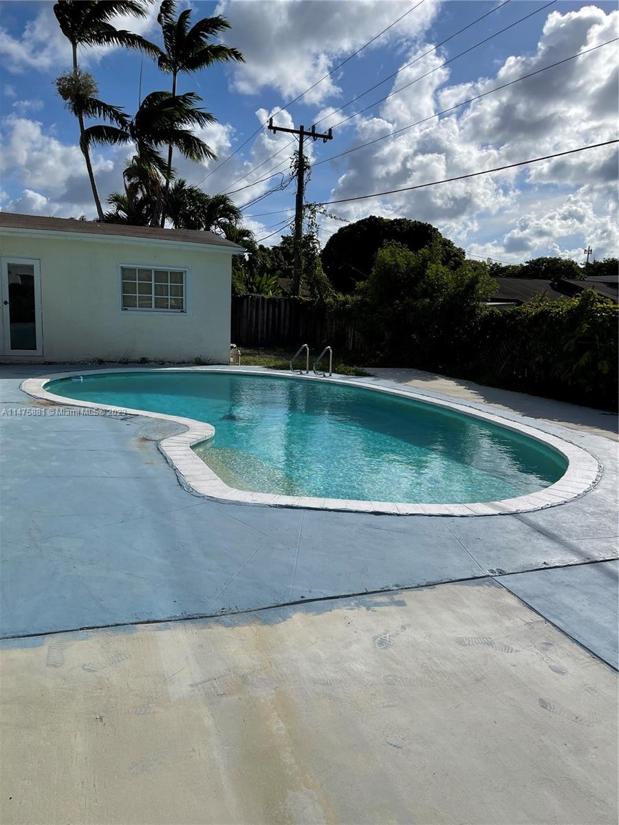 19720 Lenaire Drive Cutler Bay FL 33157