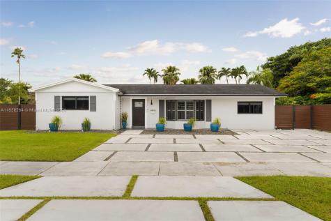 10700 SW 109th Terrace Miami FL 33176