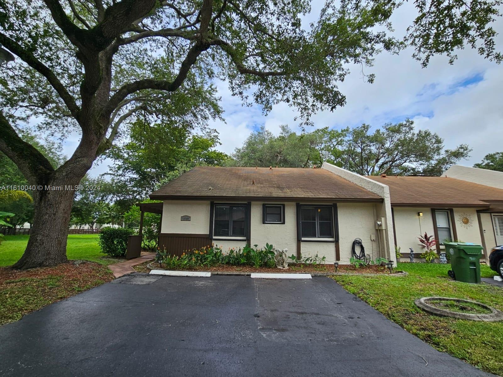 1540 NW 97th Avenue Pembroke Pines FL 33024