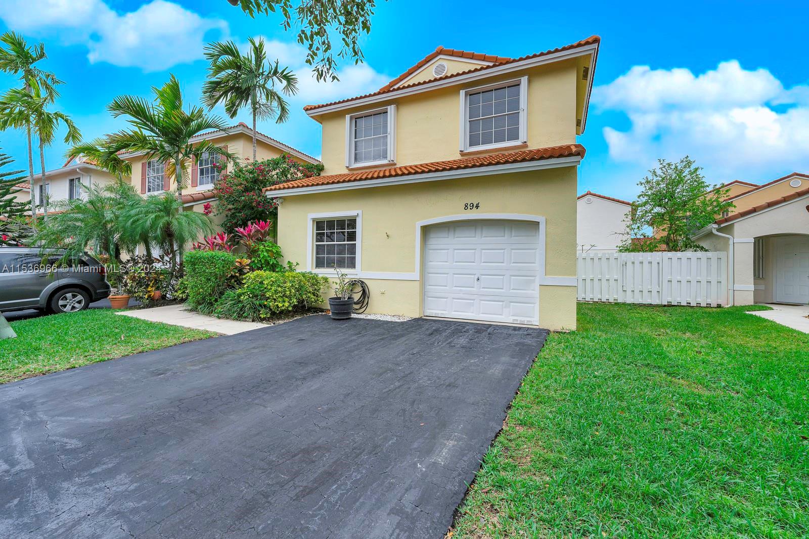 894 SW 179th Avenue Pembroke Pines FL 33029