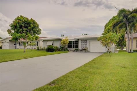 5815 NW 70th Avenue Tamarac FL 33321