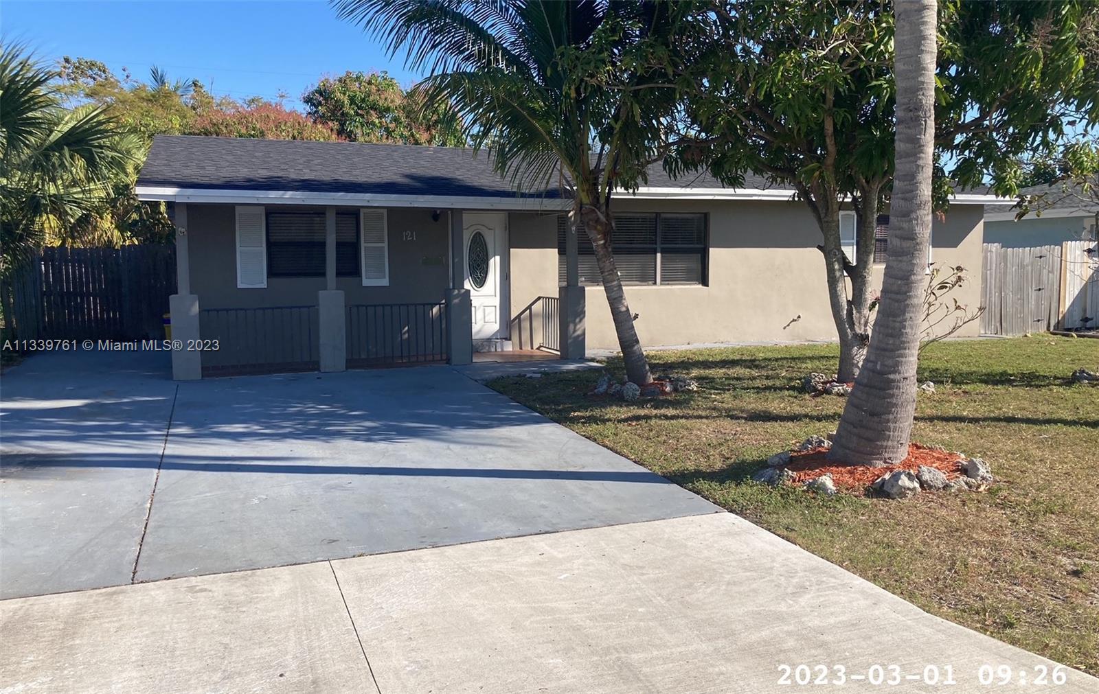 121 SW 7th Avenue Boynton Beach FL 33435